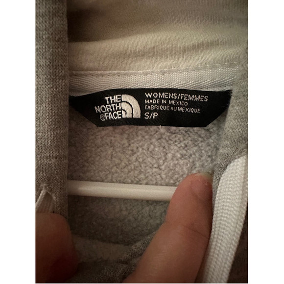 The North Face Women’s Luxe Half Dome Hoodie - Picture 5 of 6
